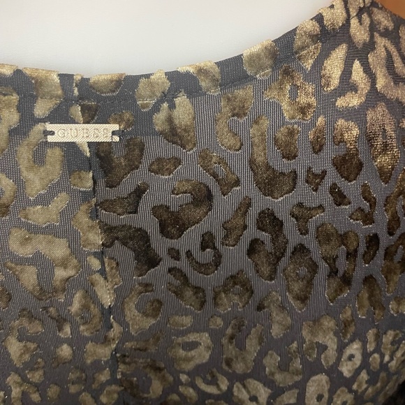 Guess Bodysuit Top Womens V-neck Leopard Print Velvet Sz XS Y2K 90s - Picture 9 of 13